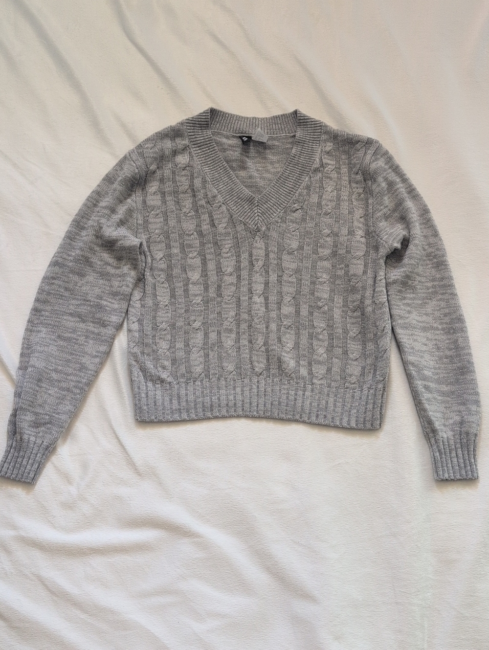 H&M Light Gray Cable Knit V-Neck Sweater